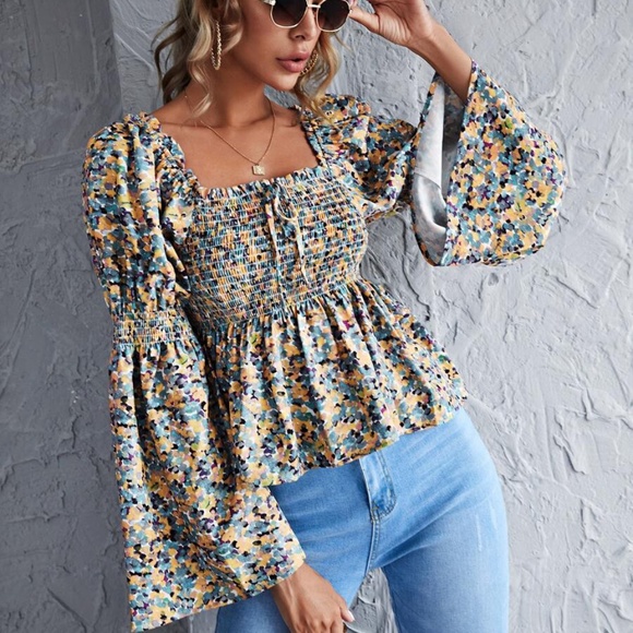 Tops - Boho Floral print babydoll bell sleeve top